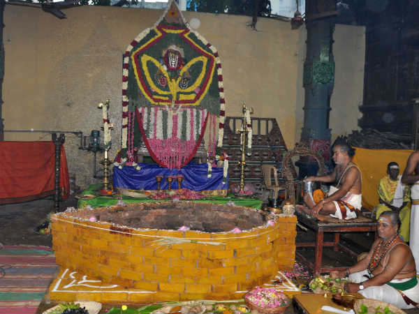 எத்தனை எத்தனை யாகங்கள்