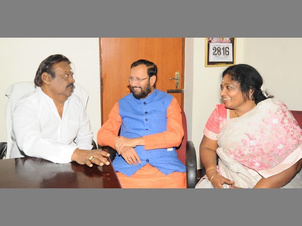 Javadekar meets Vijayakanth