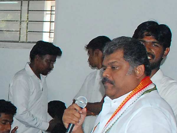 தி.மு.க.வுடன் சேராது: