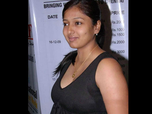 வானதி பெயரிலும்