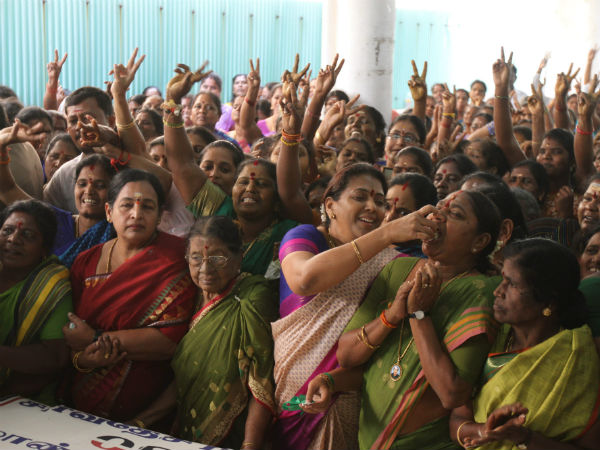 அமைச்சர்கள் பங்கேற்பு...