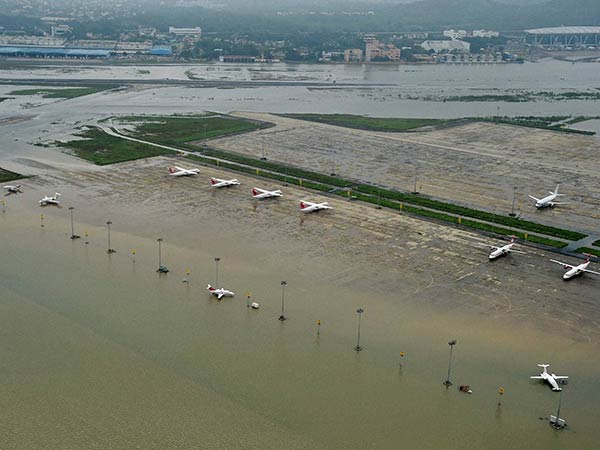 ஜெட் விமானங்களும்...