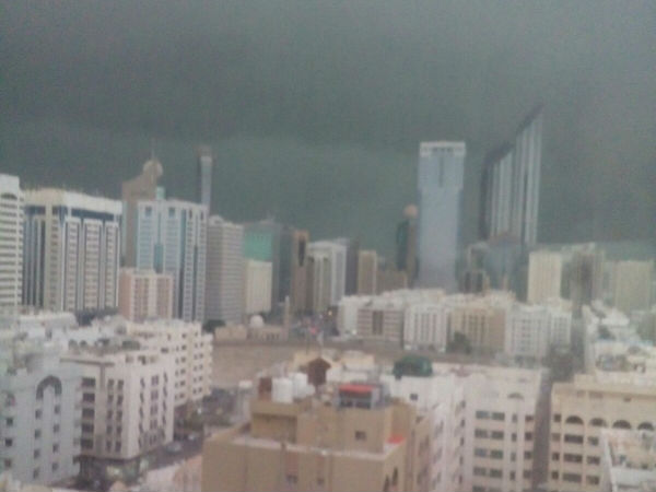 Dubai sees 253 road accidents in 7 hours due to rain