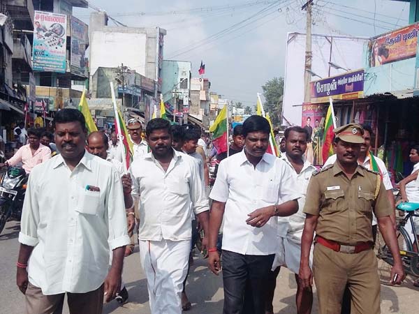 ஒரு சீட் கனவு...