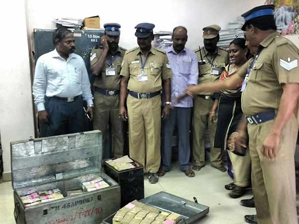 Money confiscated in Trichy