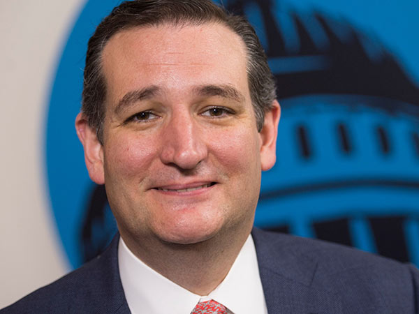 Donald Trump vows to stop H1B visas completely