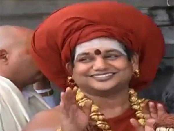 அறைகள் ஒதுக்க மறுப்பு