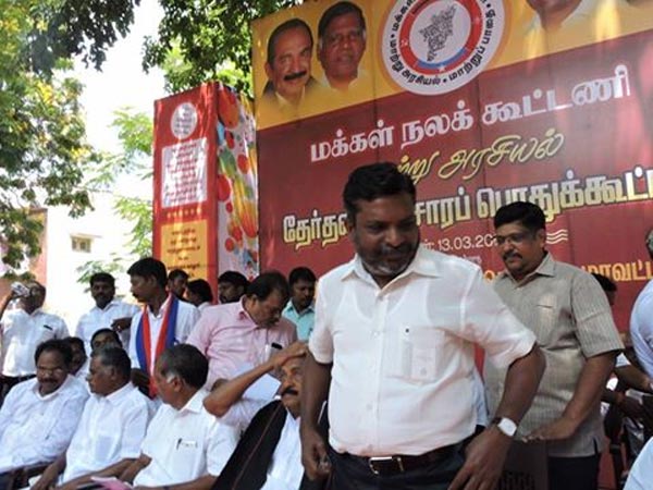 வி.சி.யை வளைக்கும் திமுக
