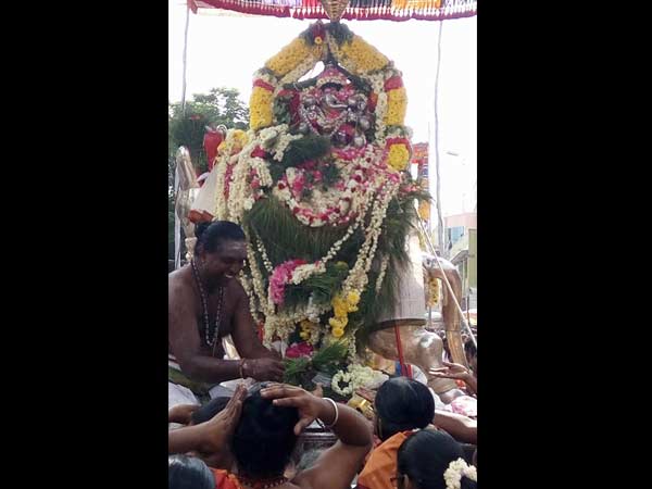 புன்னை மரத்தடியில் தவம்