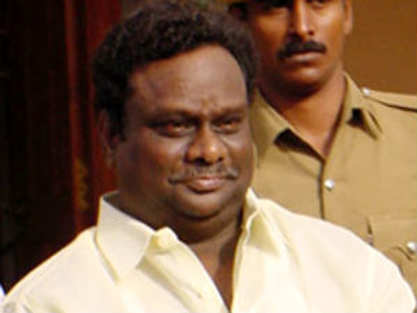 புளிச்சுப் போன பழம்