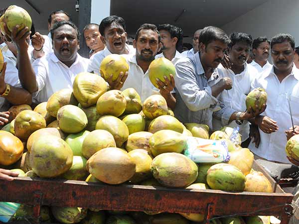 கூட்டணி அறிவிப்பில்லை