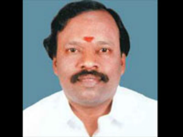 தனியாக வந்த ராஜேந்திரன்