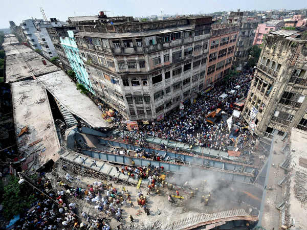 Kolkata: Under-construction flyover collapses, several feared dead
