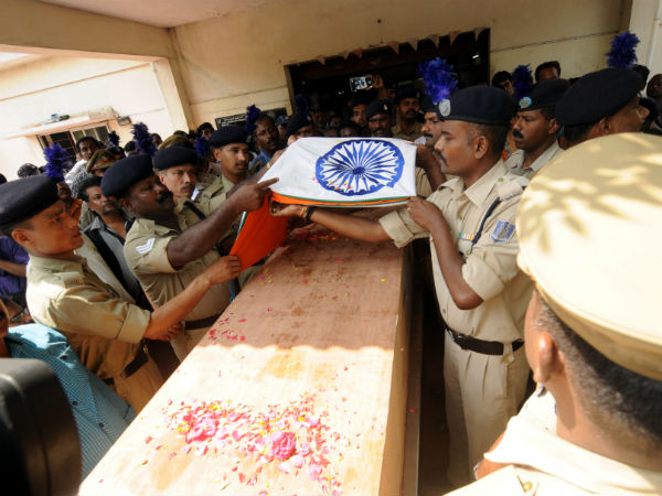 CM condoles CRPF Vijayaraj’s death CM condoles CRPF Vijayaraj’s death