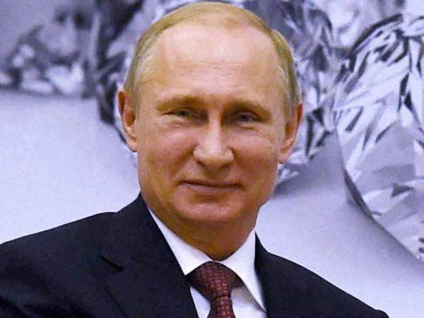 புடினின் உதவியாளர்கள்...