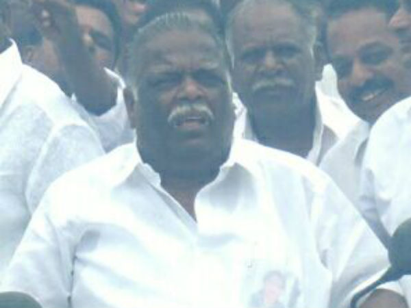 அதிமுக சார்பில் 4 பேர்