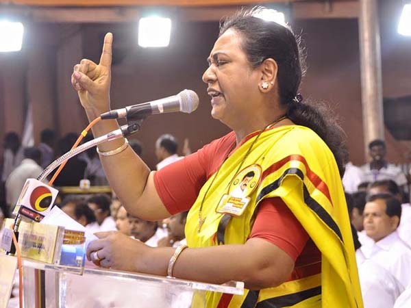 விரட்டும் கூட்டணி
