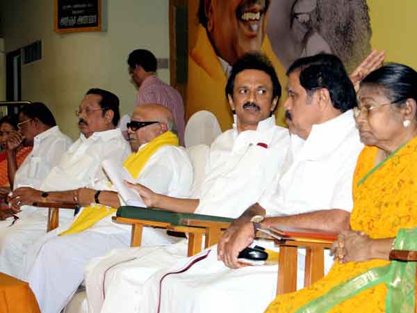டாக்டர்கள், என்ஜினியர்கள்