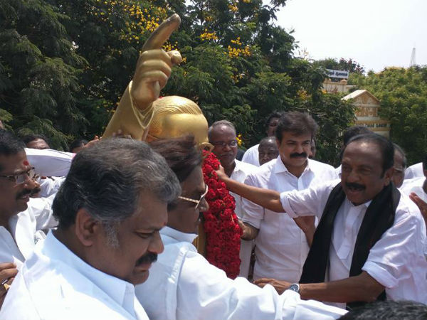 Stalin and Tirumavalavan join hands in Ambedkar birthday
