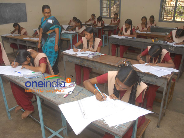 பிளஸ்டூ, 10வது வகுப்பு முடிந்தது