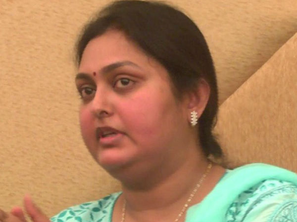 குஷ்பு இட்லி வேகாது