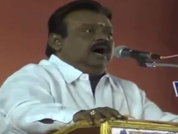 வாயிலேயே வயலின் வாசிக்கிறார்