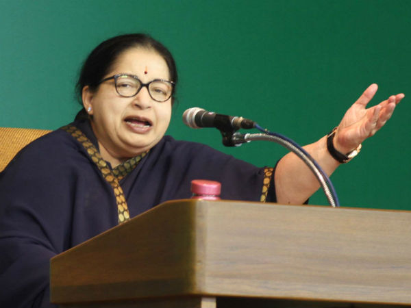 எம்.ஜி.ஆரிடம் அரசியல் பாடம்