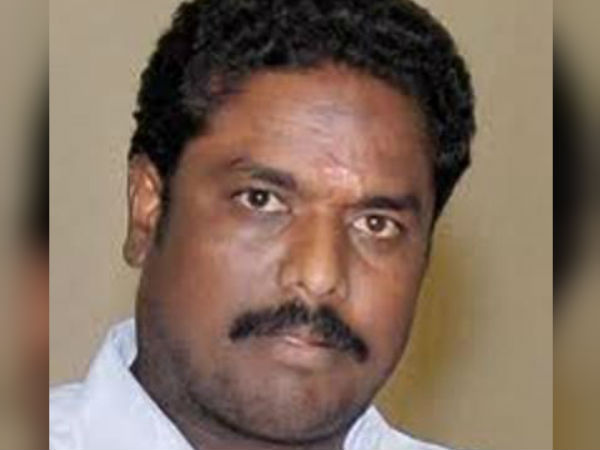 10ம் வகுப்பு தேர்வு எழுதிய கல்வி அமைச்சர்