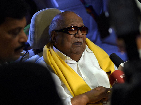 திமுகவுக்கு ஷொட்டு