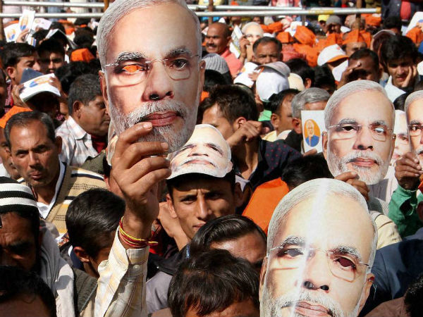 லட்சம் பேரை கூட்டிக் கொண்டு வரத் திட்டம்