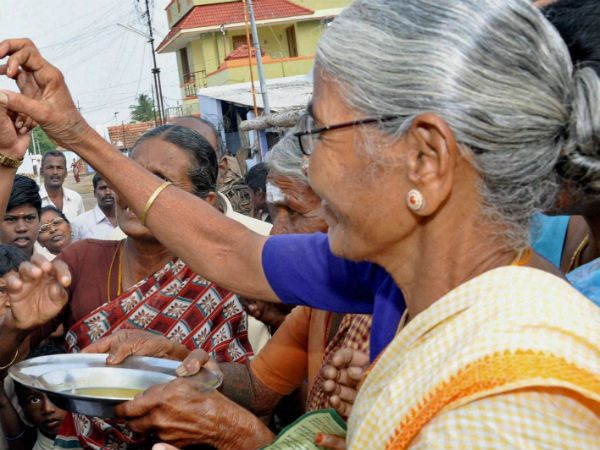 தமிழகத்தில் 10.4 சதவீத தாத்தா பாட்டிகள்