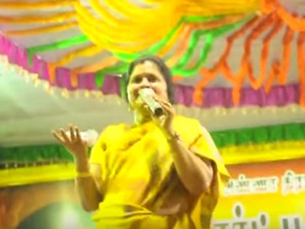 ஒரு லட்சம் இலவசப் பொருட்கள்