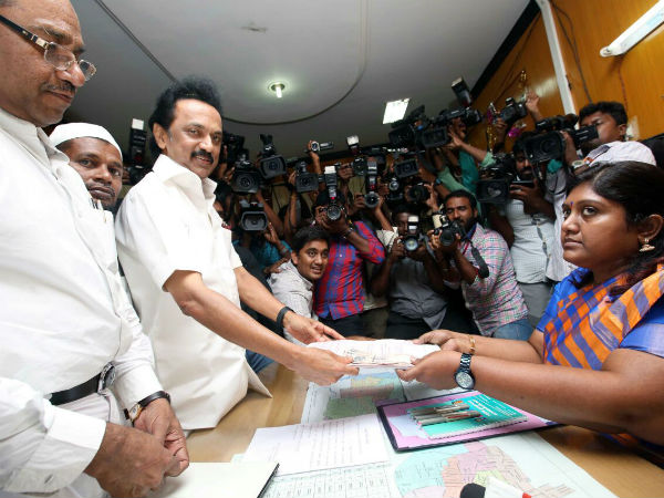 3776 பேர் போட்டி