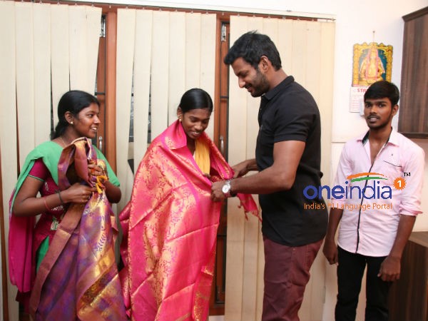 Vishal announces education aid to poor students
