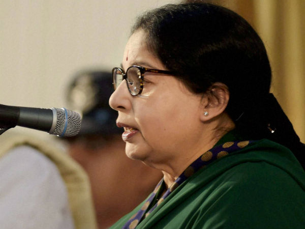 அதிமுக 16