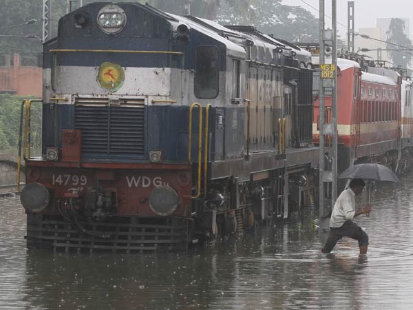 ரயில்சேவை பாதிப்பு