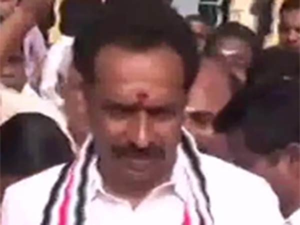 விஜயபாஸ்கர்