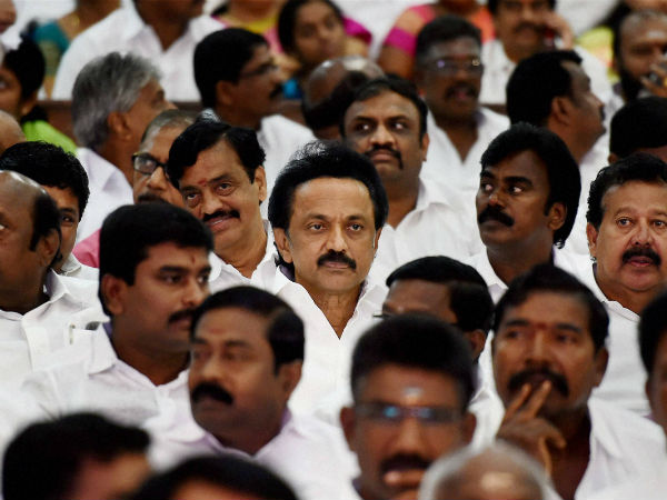 karunanidhi statement about jayalalithaa's swearing function 