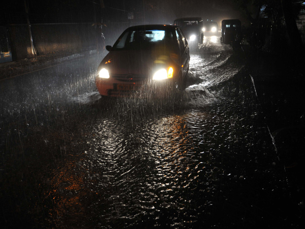 மின்தடை