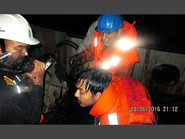 Alert Navy, ICG ships save vessel headed to Karwar from sinking