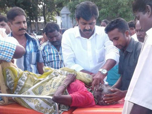Vedachandur MLA Paramasivam Save 2 old ladies