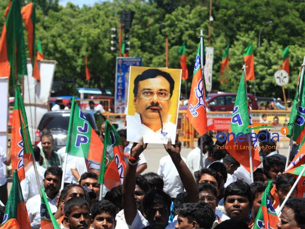 Tamilisai dares TN Congress to stand alone in the Local body election