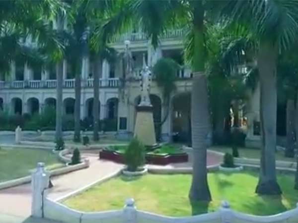 ரூம்கள் பற்றாக்குறை