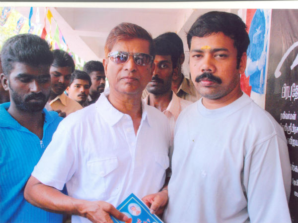 விஜய் படங்களை வைத்து வித்தியாச வாழ்த்து