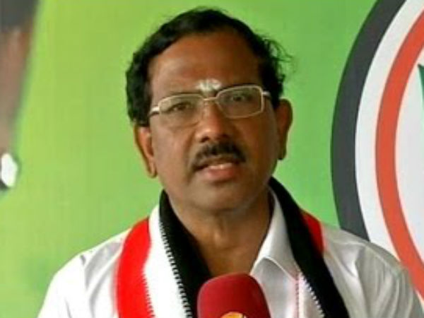 பாண்டியராஜன் கோரிக்கை