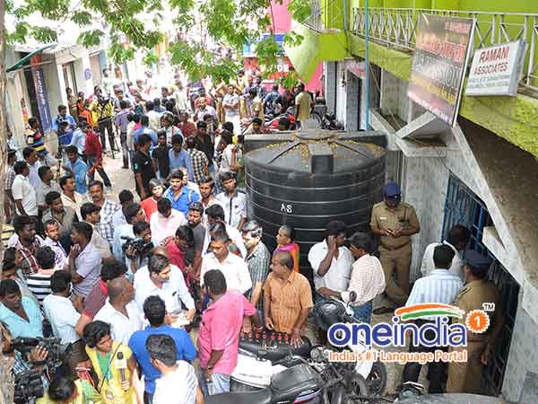 Swathi murder case: Police inquiry S.V. Mansion in Choolai medu