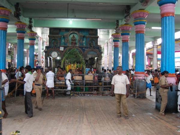 Irukkankudi Mariamman temple devotees hair worth around R.S.1 crore stolen