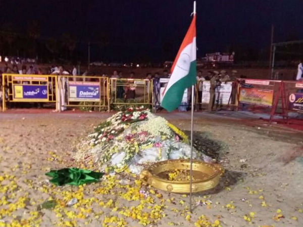 வேலையே ஆரம்பிக்கவில்லை