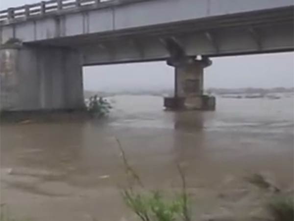 தண்ணீரைத் தேக்கி வைக்கத் திட்டம்