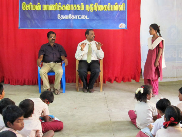 Singapore reseracher visits Devakottai school